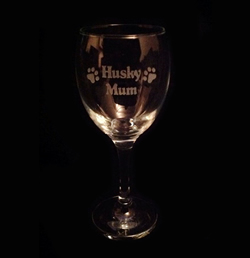 Husky Mum Wine Glass